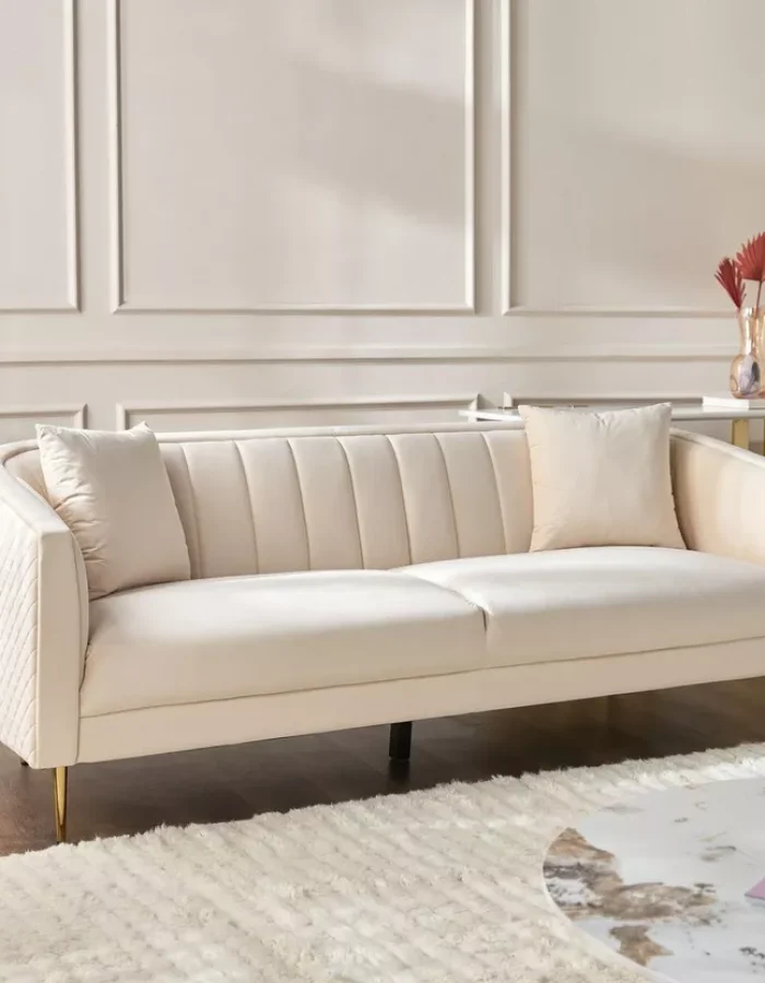 165247291-165247291-HC22122022_01-2100